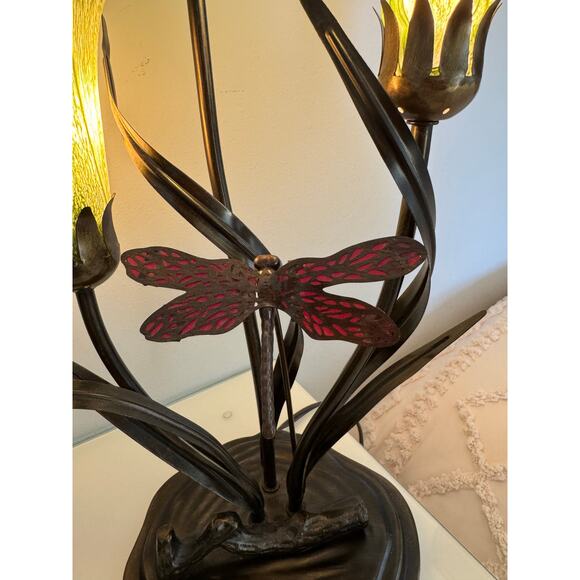 Vintage Dale Tiffany 3-Light Lily Lamp w/ Dragonfly - Picture 7 of 10